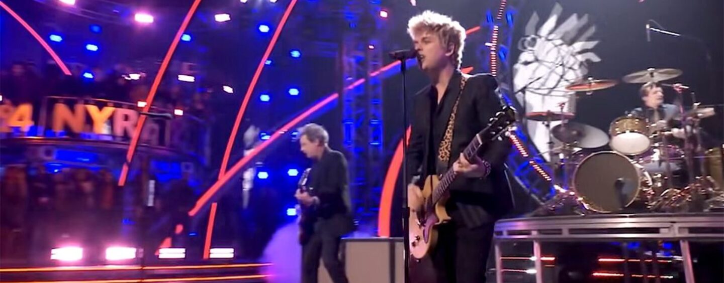 Green Day dénonce le « programme MAGA », les républicains sont choqués d’apprendre que « American Idiot » est politique