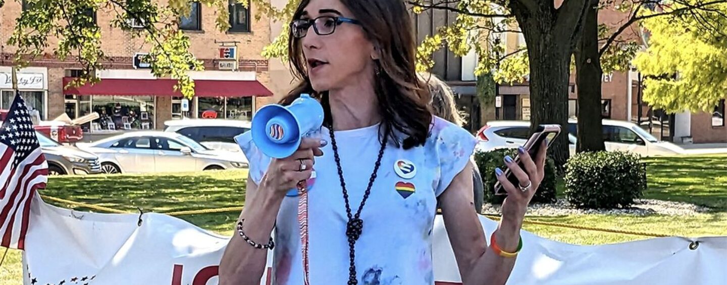 La candidate trans Arienne Childrey est candidate à l’Ohio House et contre le sponsor de l’interdiction du drag de l’État.