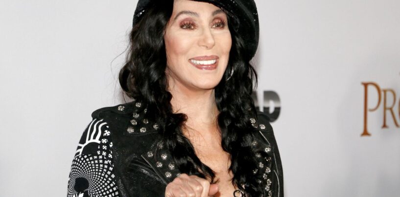 Juste un rappel que Cher est une alliée – avec un passé saphique