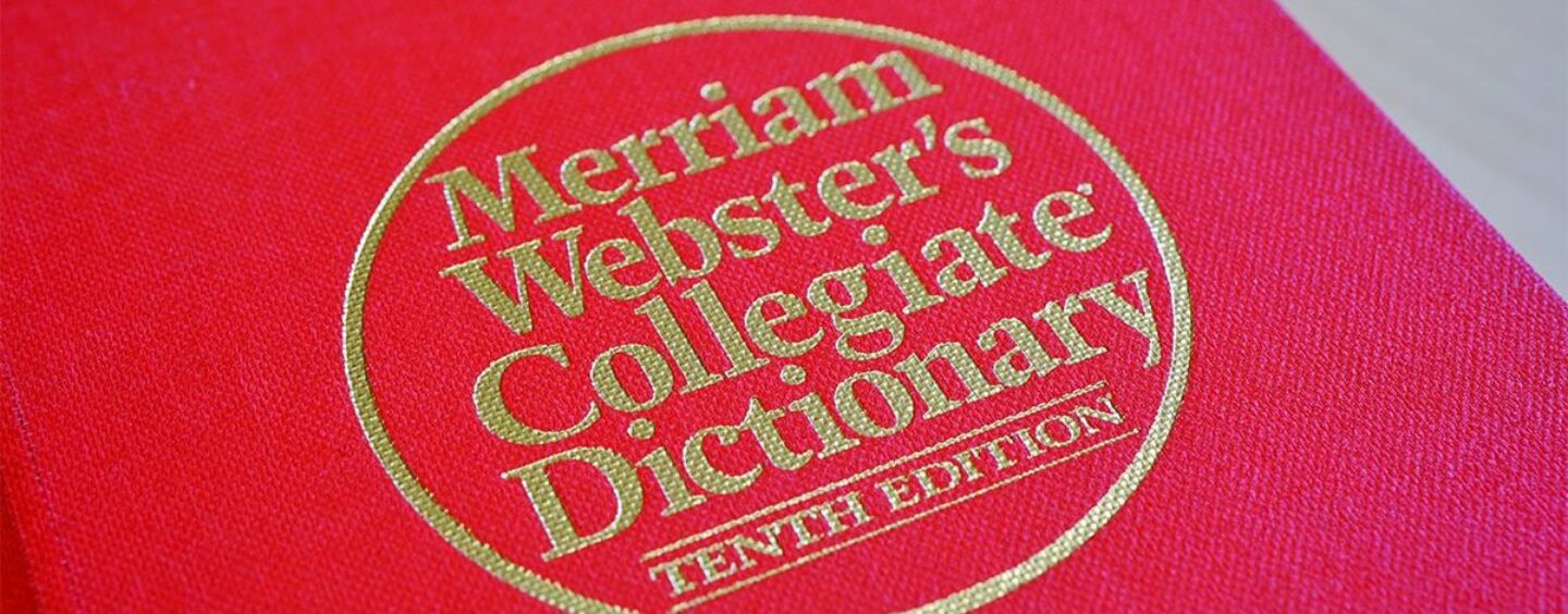 Les interdictions de livres en Floride concernent désormais les dictionnaires