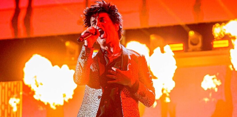 Billie Joe Armstrong de Green Day qualifie les transphobes de « fermés d’esprit »