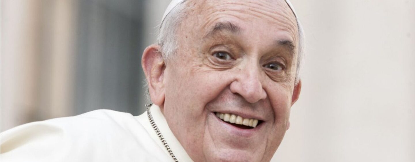 Pape François : Le plaisir sexuel est un don de Dieu, mais évitez la luxure et la pornographie