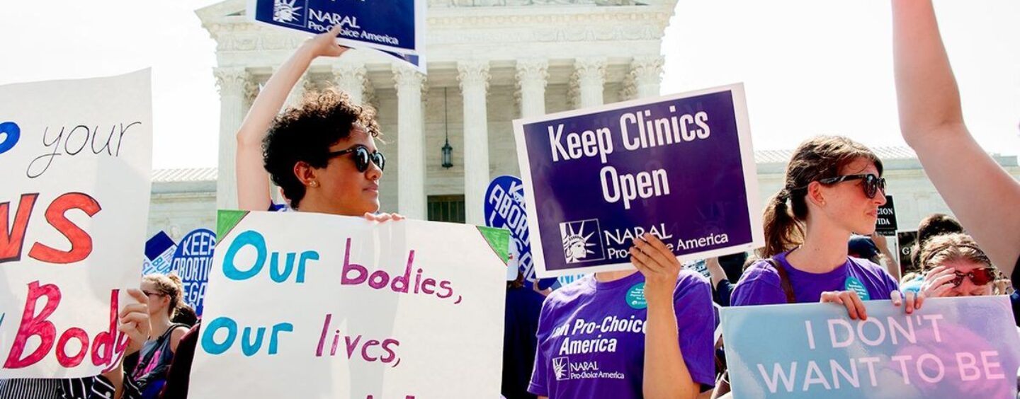À l’occasion de l’anniversaire de Roe v. Wade, le sens de la décision – et sa perte