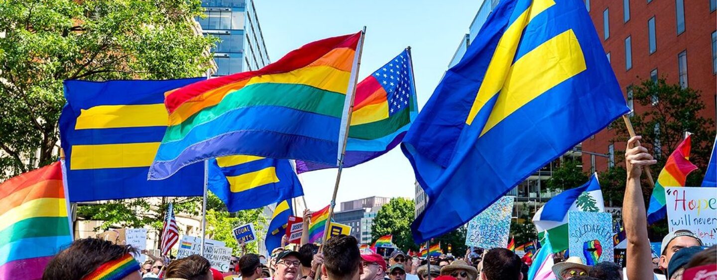 Les démocrates du Sénat sont invités à rejeter les mesures anti-LGBTQ+ dans le financement des projets de loi par coalition (exclusif)
