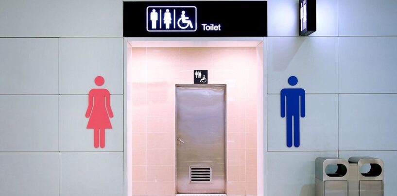 Les législateurs de l’Utah adoptent un projet de loi terrifiant sur la police des toilettes anti-transgenres