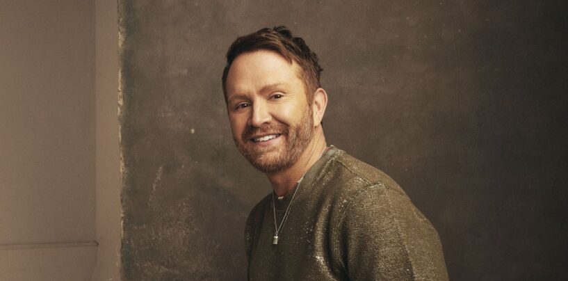 Shane McAnally pourrait entrer dans l’histoire de la communauté LGBTQ+ aux Grammys cette semaine