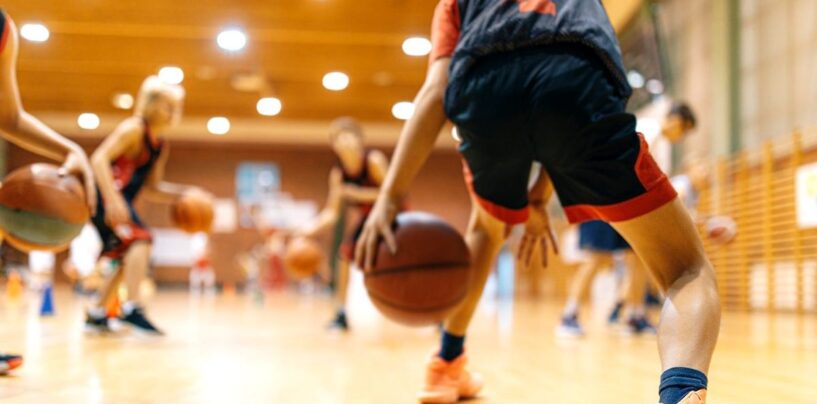 Un parent de l’Utah accuse une joueuse de basket-ball d’être trans et est banni des matchs