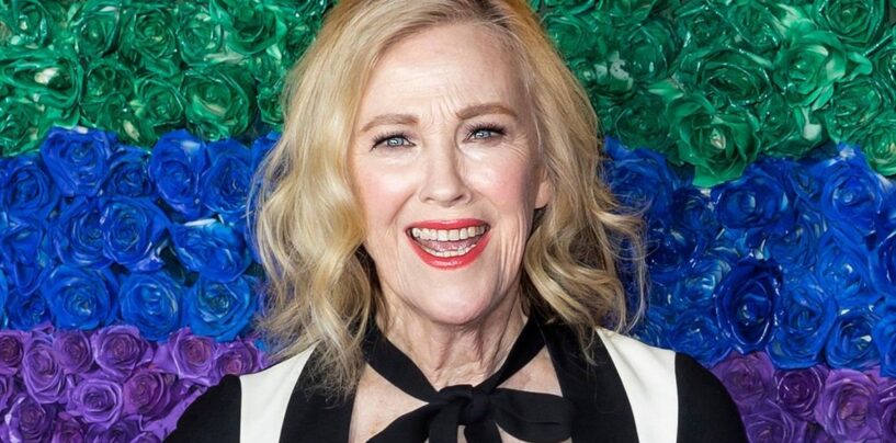 « The Last of Us » présente Catherine O’Hara dans le rôle d’invitée et nous sommes ASSIS !