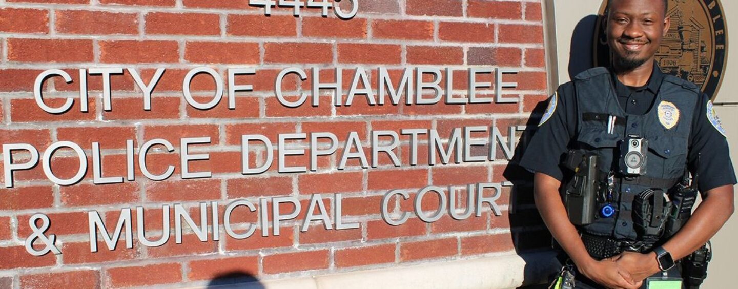 Un survivant gay d’un crime de haine devient policier en Géorgie
