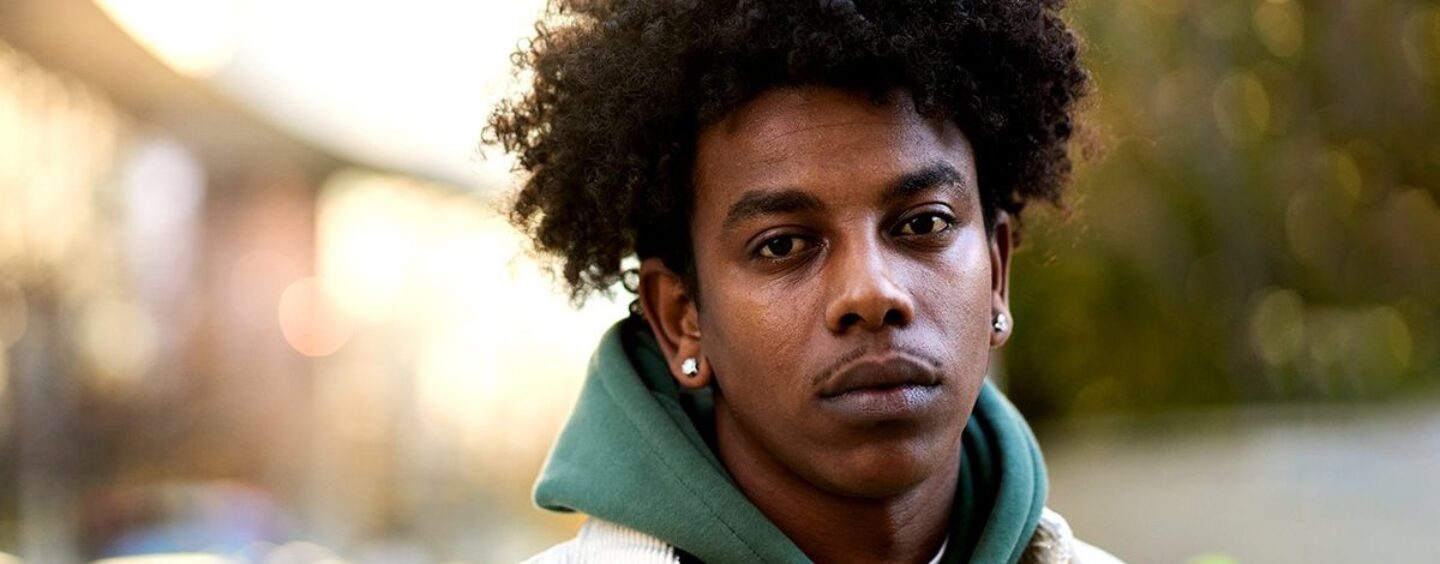 Les jeunes trans noirs et non binaires ont un risque de suicide plus élevé que leurs pairs queer cisgenres (exclusif)