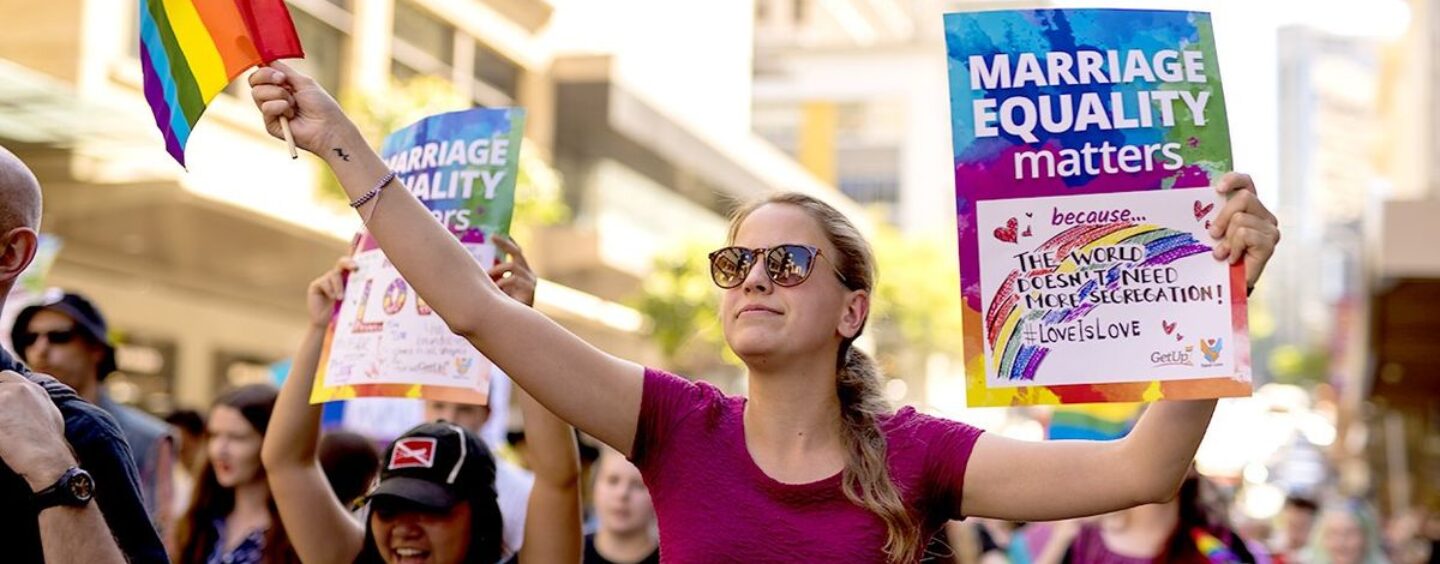 Les républicains du Tennessee adoptent un projet de loi autorisant la discrimination dans le mariage envers les couples de même sexe