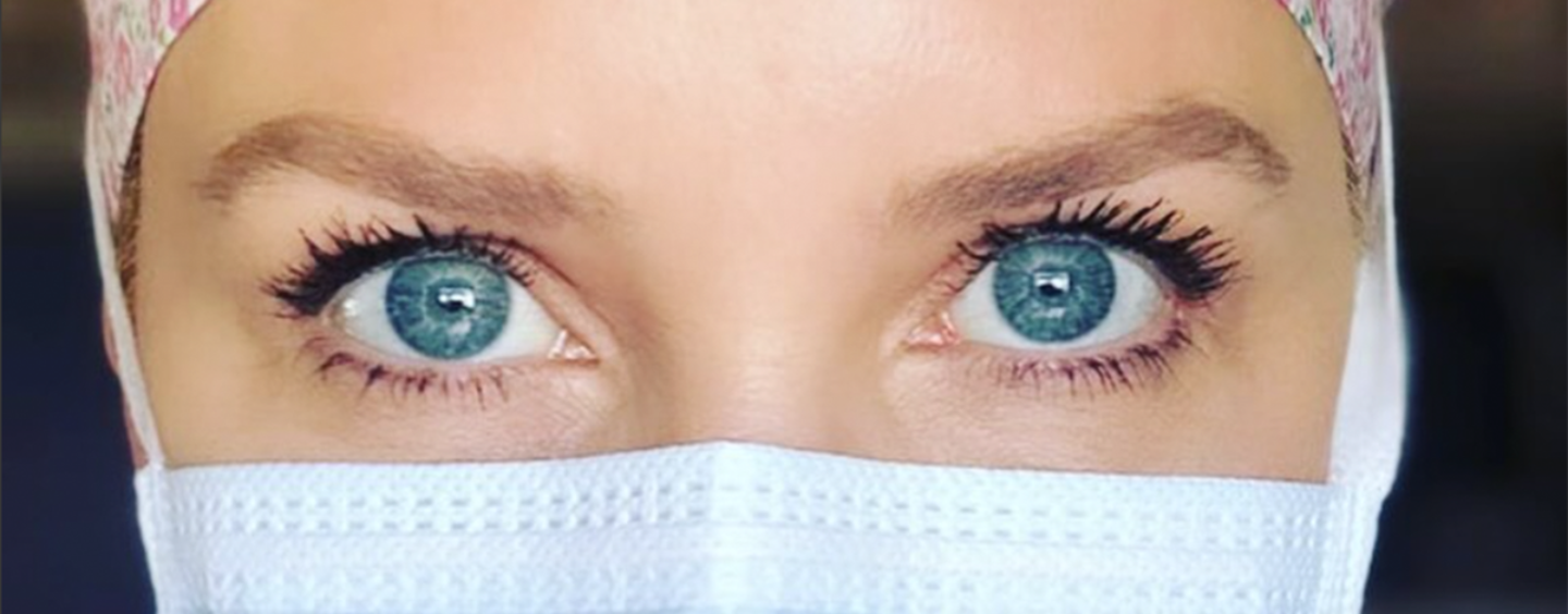 Jessica Capshaw taquine le retour de « Grey’s Anatomy » et les fans sont TRÈS EXCITÉS