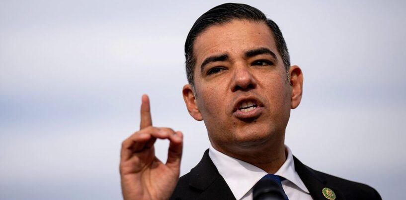 Spiderman, Superman, Robert Garcia : la position d’un démocrate gay contre les méchants politiques