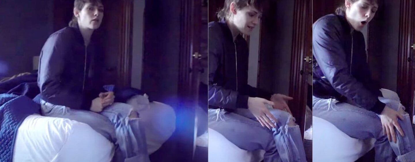 Découvrez ce qui fait dresser les poils des jambes de Kristen Stewart dans le clip « Living for the Dead »