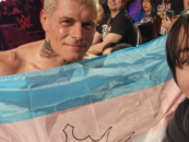 Le lutteur Cody Rhodes défend la communauté trans et a le cœur serré