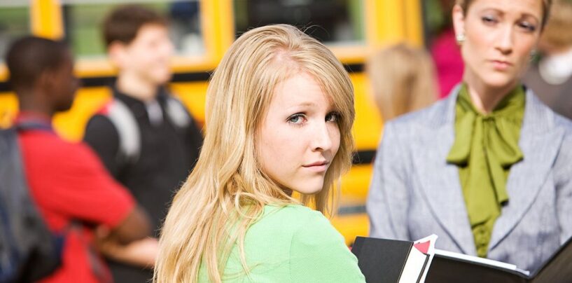 Un projet de loi du Kentucky menace de confier la garde des enfants trans utilisant les « mauvaises » toilettes de l’école