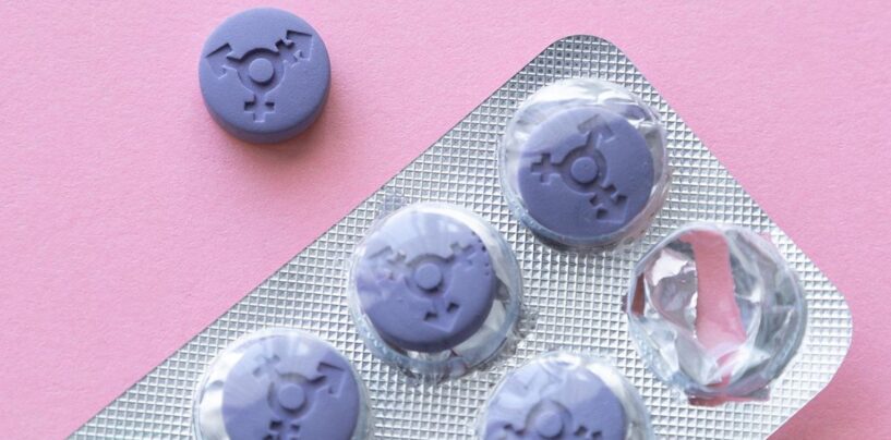 Le Texas restreint discrètement les soins d’affirmation de genre pour les adultes trans : « Canary dans la mine de charbon »