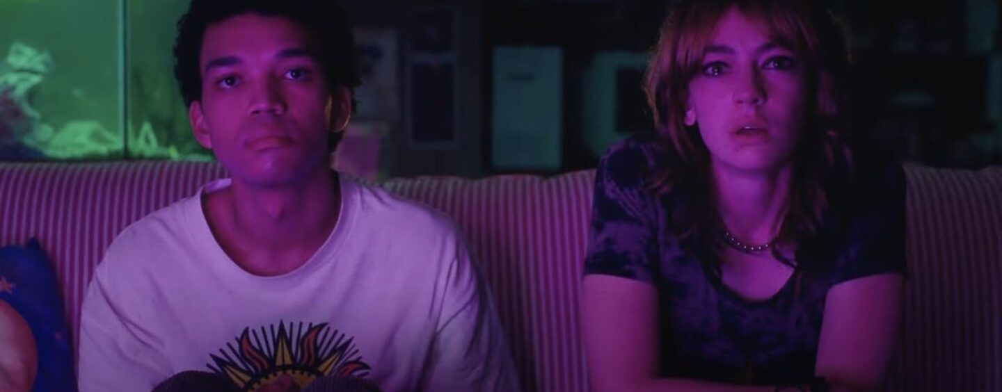 Le juge Smith et Brigette Lundy-Paine sont des amis hantés dans le film très queer I Saw the TV Glow