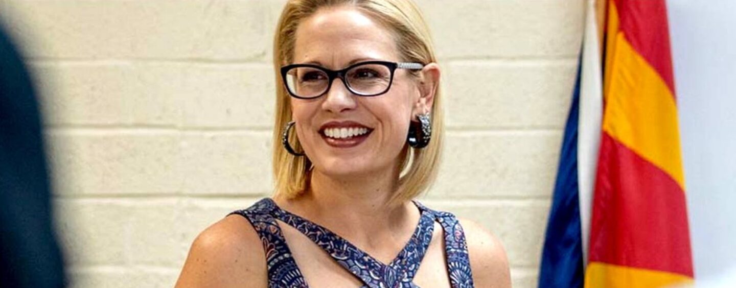 RUPTURE : Kyrsten Sinema, première sénatrice américaine bisexuelle, ne se présentera pas à la réélection