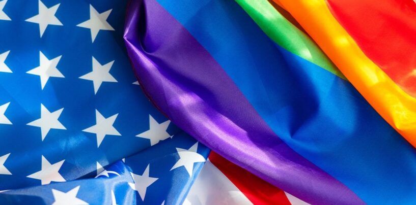 Même dans les États rouges, la grande majorité des Américains soutiennent les lois de protection LGBTQ+