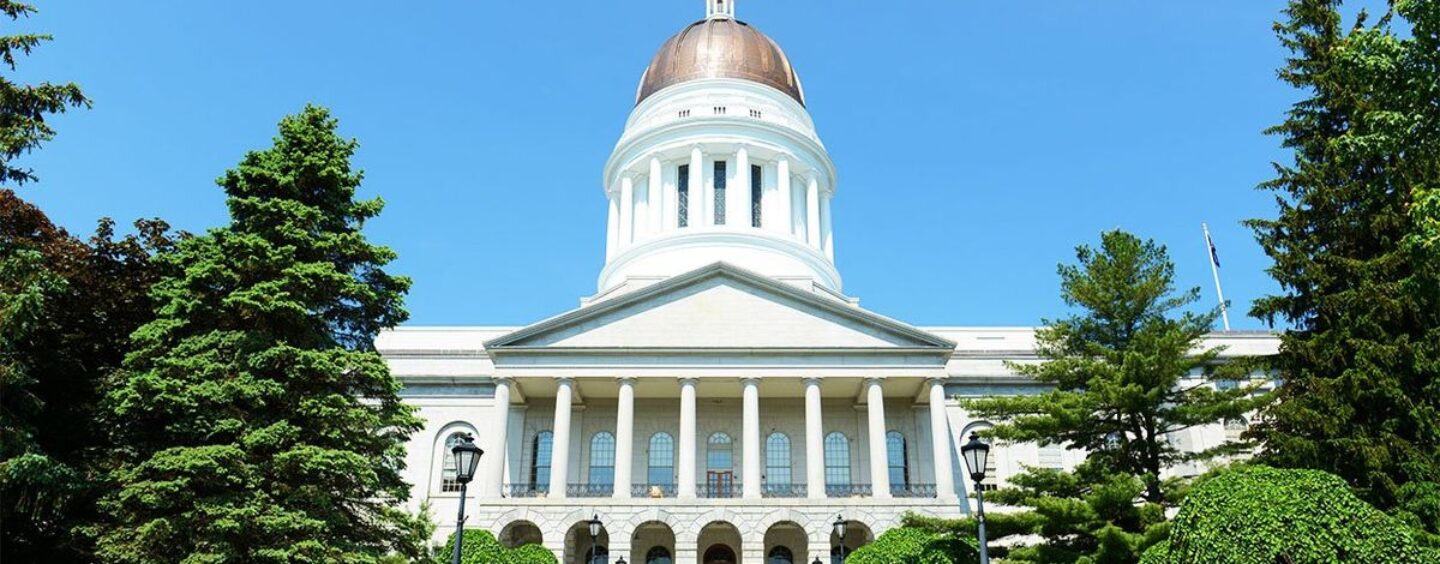 16 AG républicains menacent le Maine à propos de la protection des soins trans et de l’avortement