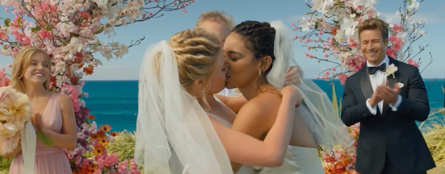 Découvrez le mariage lesbien au centre de Anybody But You