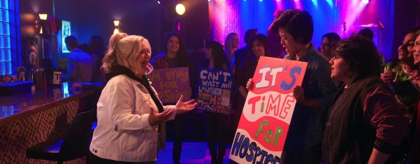 Paula Pell de Girls5eva à propos de « Trampage » lesbien de la saison 3 et à la recherche de son peuple