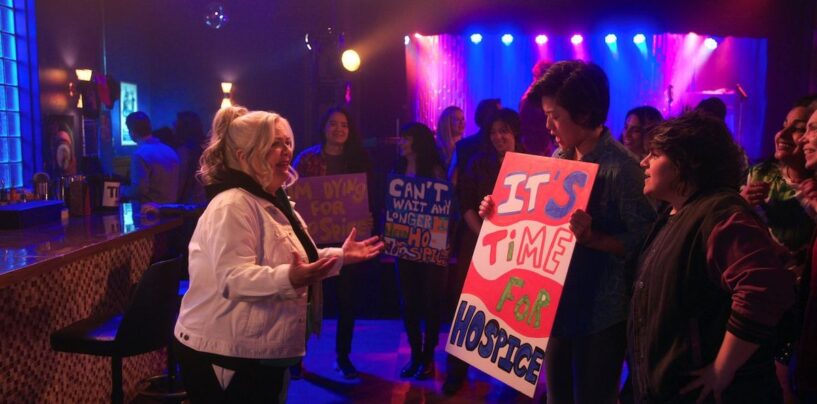 Paula Pell de Girls5eva à propos de « Trampage » lesbien de la saison 3 et à la recherche de son peuple