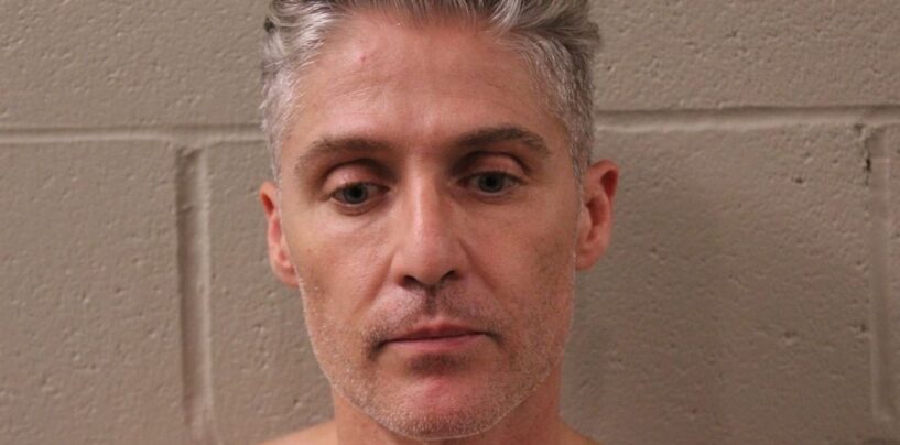 Il a tué un homme il y a 26 ans dans le Missouri.  Son mari a travaillé en secret avec les enquêteurs pour obtenir des aveux
