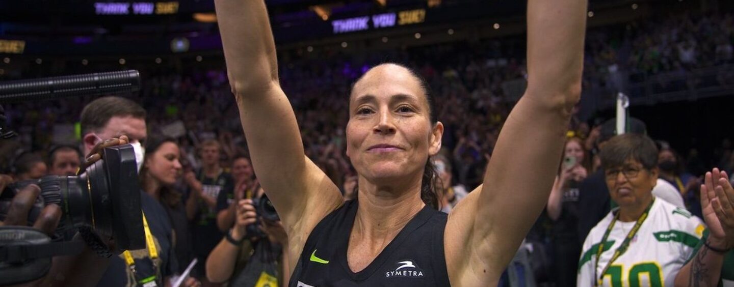 Regardez Sue Bird parler de sa sortie dans un extrait exclusif de son documentaire « Sue Bird: In The Clutch »