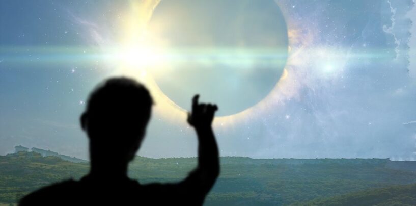 Une éclipse solaire est proche – voici ce que cela signifie astrologiquement pour les homosexuels