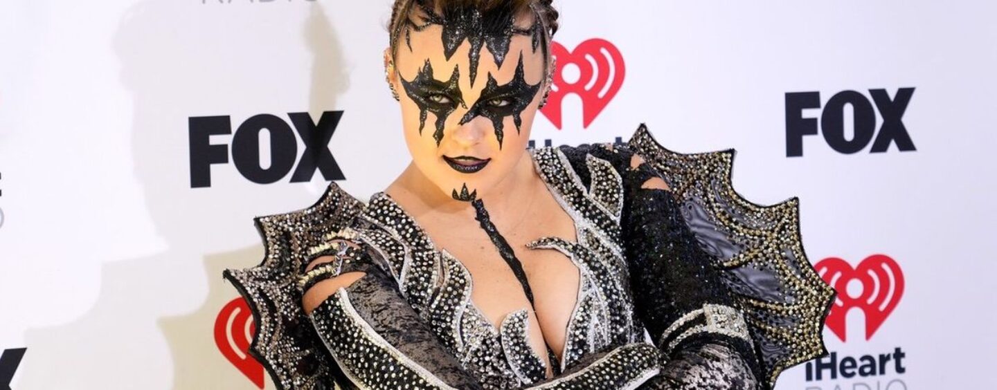 Pourquoi les fans accusent-ils JoJo Siwa d'avoir volé « Karma » ?