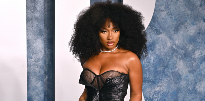 Megan Thee Stallion poursuivie pour harcèlement, une ex-employée aurait été forcée de la regarder avoir des relations sexuelles