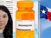 Une femme du Texas a été accusée de meurtre pour avoir avorté.  Maintenant, elle poursuit l'État