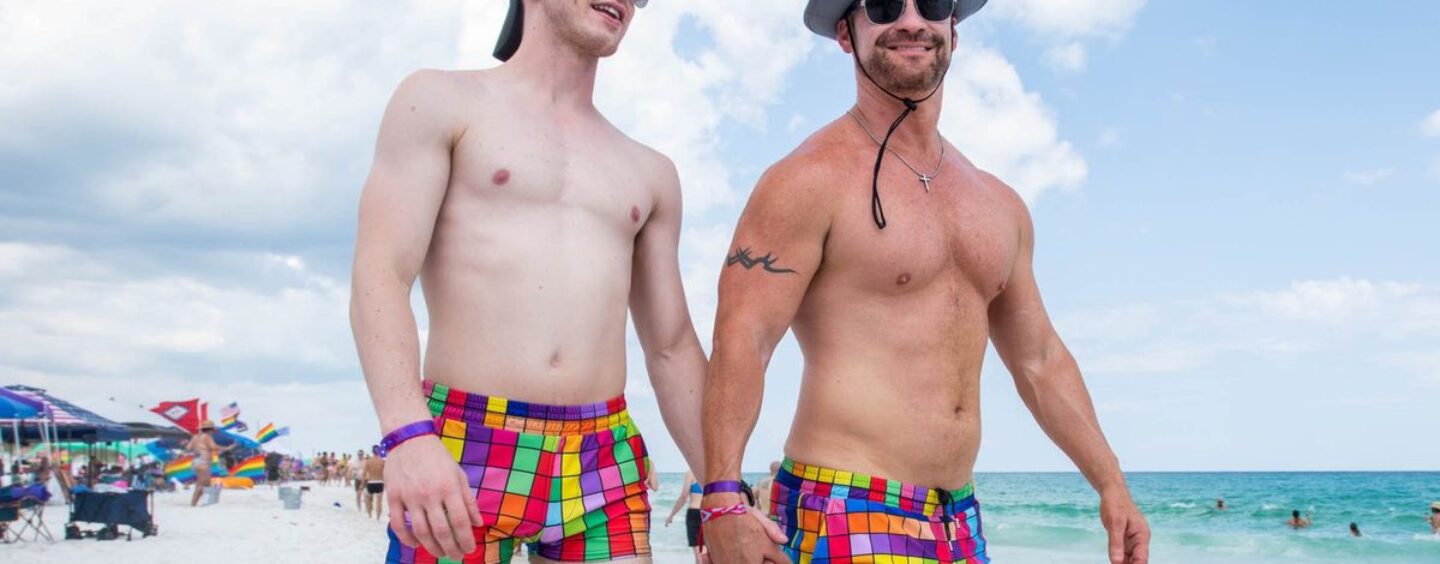 Les gays de Floride défendent l'égalité en assistant au 30e anniversaire de la Pensacola Pride