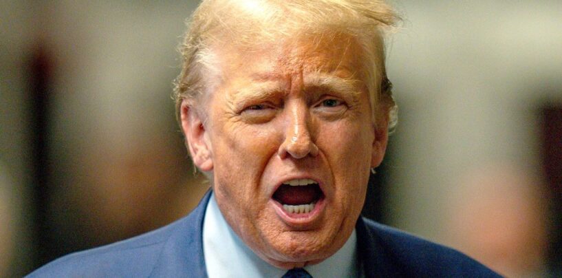 Donald Trump dit qu'il révoquera les protections de Joe Biden pour les personnes trans « dès le premier jour »