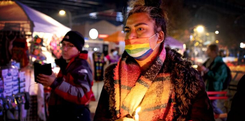 Le Texas constate une augmentation des incidents de crimes haineux anti-LGBTQ+ alors que les législateurs républicains poussent des projets de loi homophobes