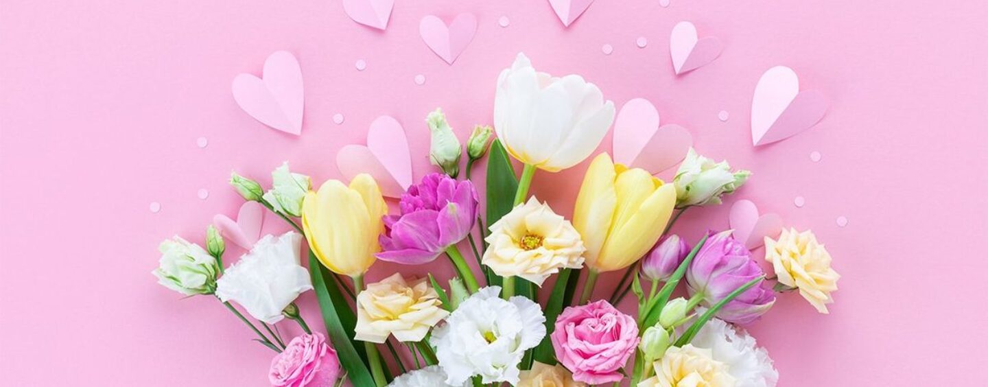 Hommage à une maman pour la fête des mères pour apprendre et grandir aux côtés de son enfant transgenre