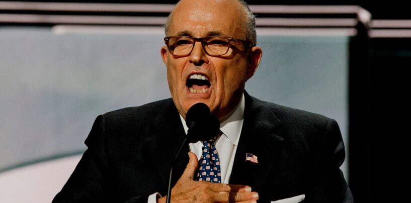 Liste de cadeaux HUMILIANTE de Rudy Giuliani – a-t-il vraiment demandé des rasoirs et de la peinture ?