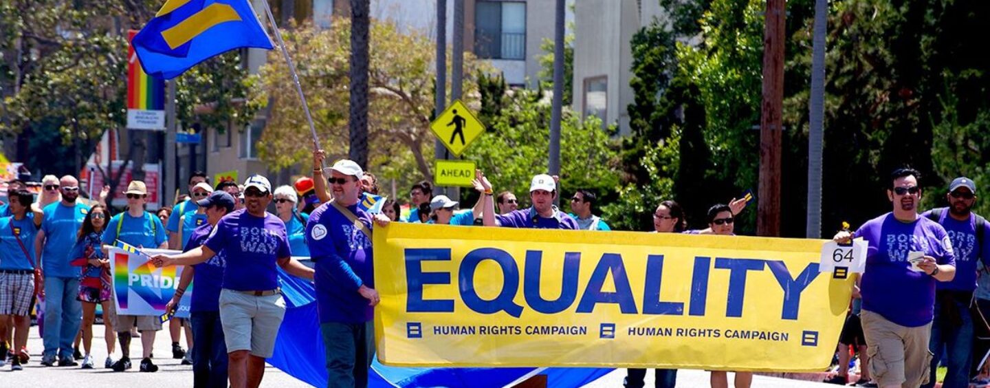 Human Rights Campaign va dépenser 15 millions de dollars pour soutenir la campagne de réélection de Joe Biden dans les États clés