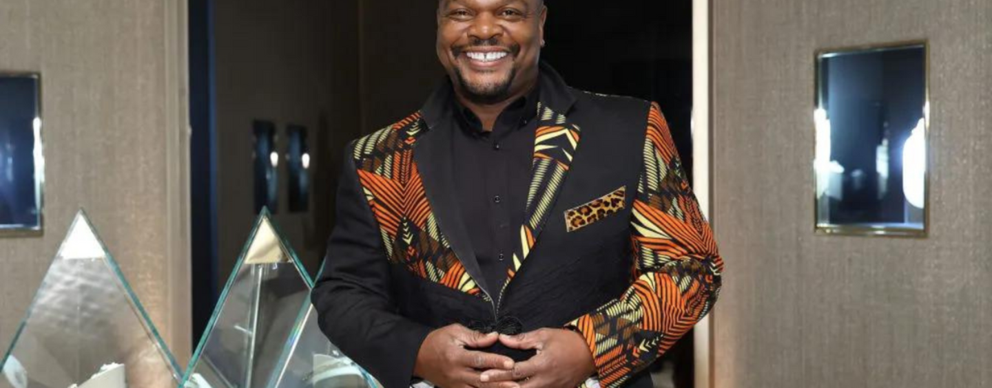 Kehinde Wiley accusé d'agression sexuelle par son collègue artiste Joseph Awuah-Darko