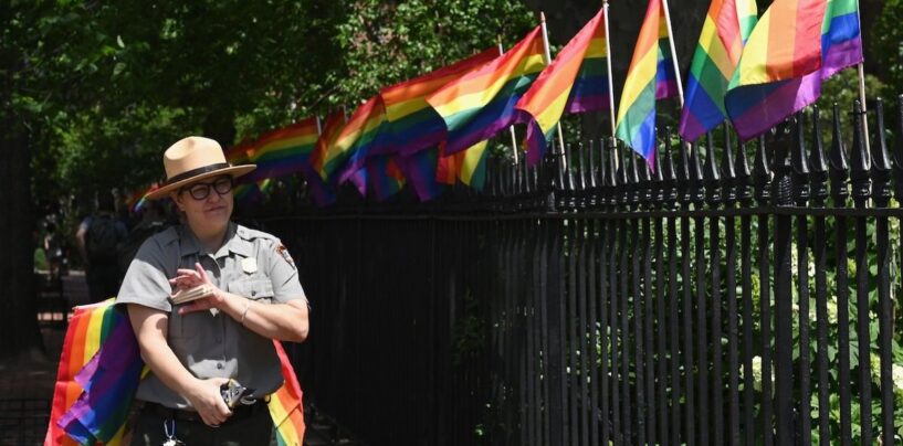 Le National Park Service annule l'interdiction de la fierté pour les employés en uniforme après la réaction de la communauté LGBTQ+