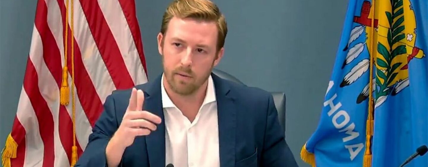 Le dernier pari de Ryan Walters échoue alors que les critiques sont plus nombreuses que les partisans lors de la réunion sur l'éducation en Oklahoma