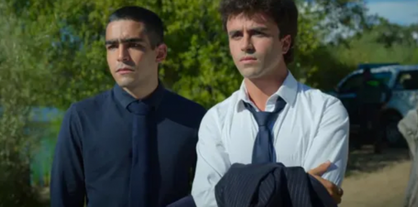 Ces acteurs « Élite » sortent-ils ensemble ?  Une nouvelle photo suscite des spéculations et nous avons SOIF !