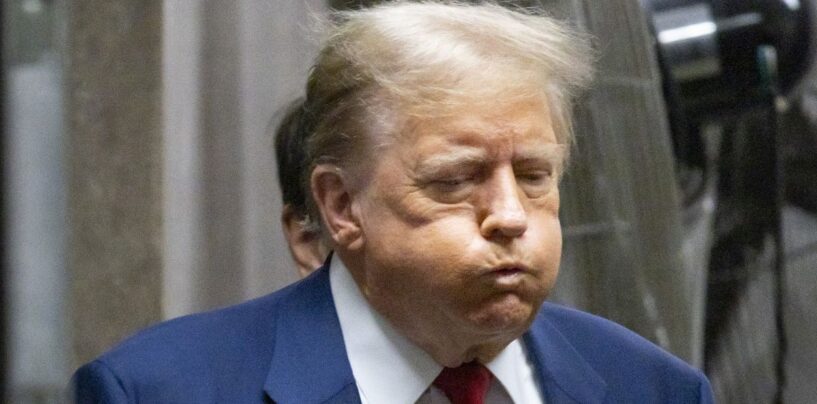 30 réponses hilarantes à la grimace de Trump devant le palais de justice