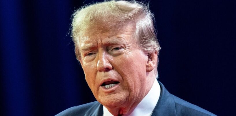 ​30 réponses HILARANTES au fait que Trump ait été traité de « Von ShitzInPants » devant le tribunal aujourd'hui