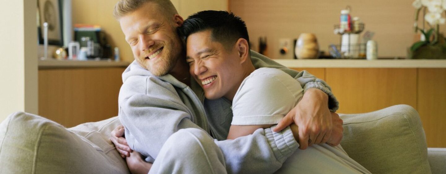 Mark et Scott Hoying font le point sur leur chemin vers la paternité (exclusif)