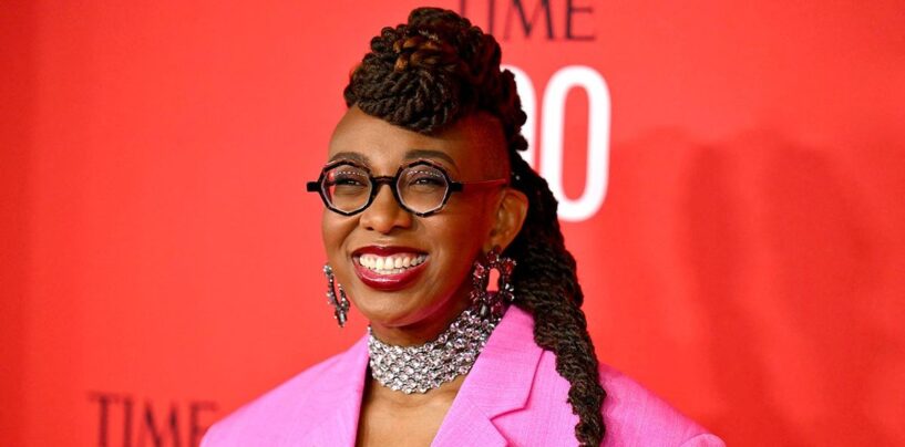 Célébrer le mois de la fierté et la démocratie avec la leader de la Human Rights Campaign, Kelley Robinson (exclusif)