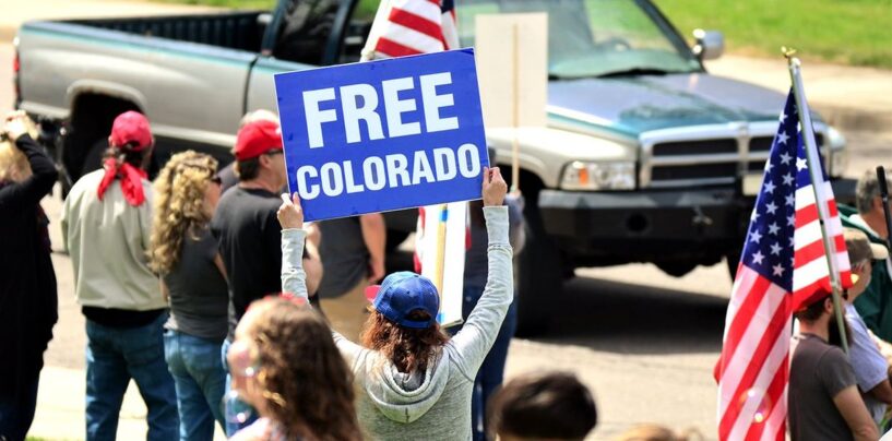 Les républicains appellent à la démission du président du Colorado GOP après un e-mail odieux pour le mois de la fierté