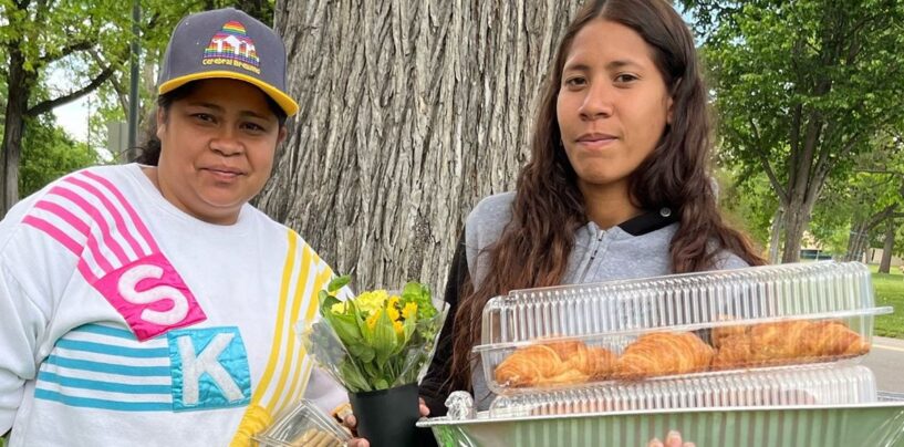 Lorsque ces migrants vénézuéliens n'avaient pas les moyens de se marier, leur communauté de Denver leur a organisé un mariage